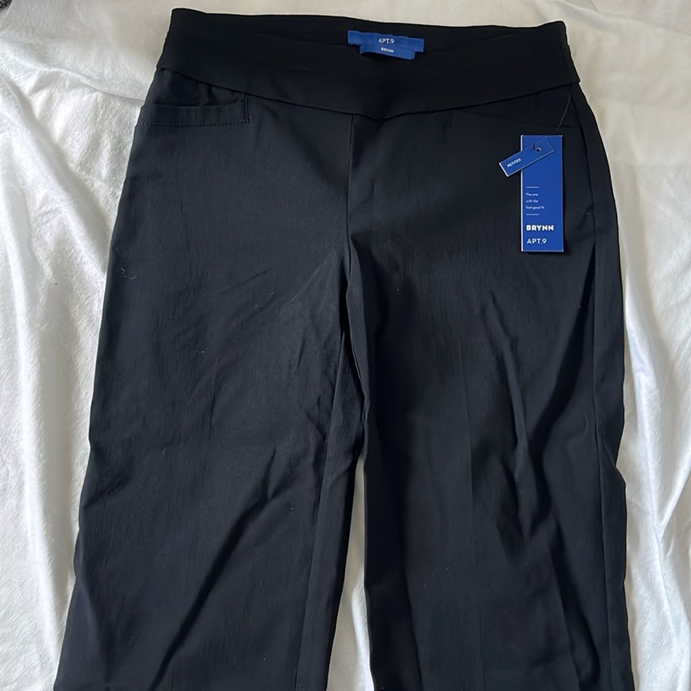 New Apt 9 Brynn Black Stretch Capri Pants